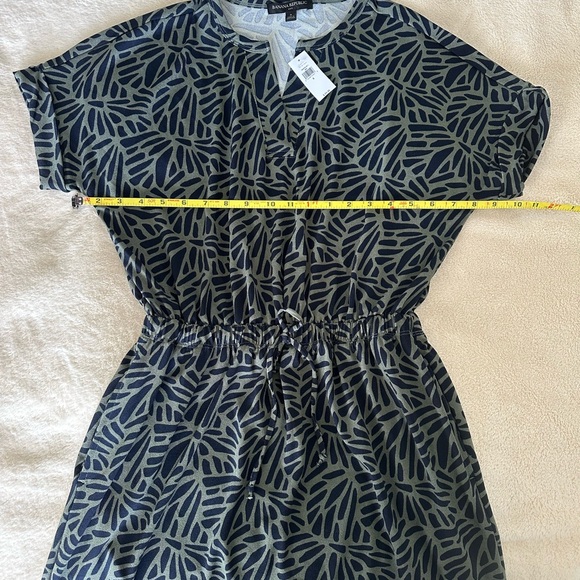 NWT Banana Republic Dress with Pockets! - Picture 8 of 9